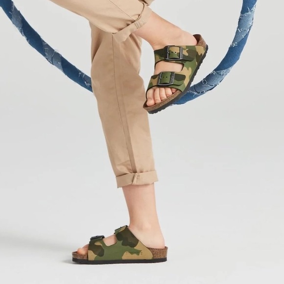 Birkenstock Other - Birkenstock Kids Arizona Sandal Preschool Soil Khaki-Camo
